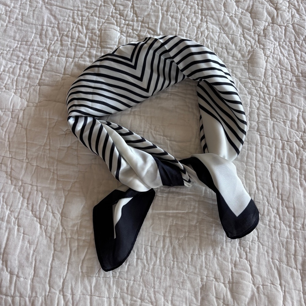 3/$15 Black & White Striped Women's Neck Scarf